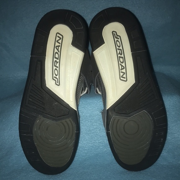 JORDAN AIR high top cool gray flights lace up safety straps vintage EUC size 6 - Picture 6 of 8